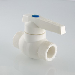 Кран полипропиленовый шаровой с латунной обоймой VALTEC (VTp.744.0)